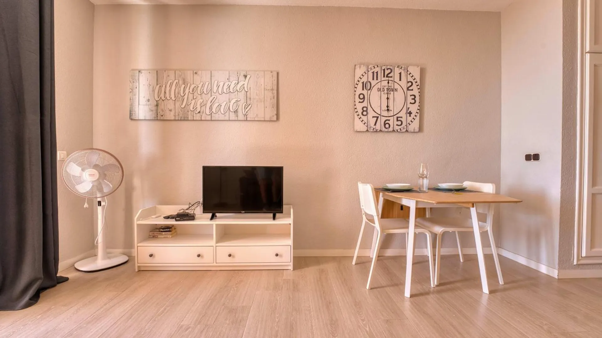 Estudio Con Terraza Y Vistas Espectaculares Ov302 أذيخي شقة